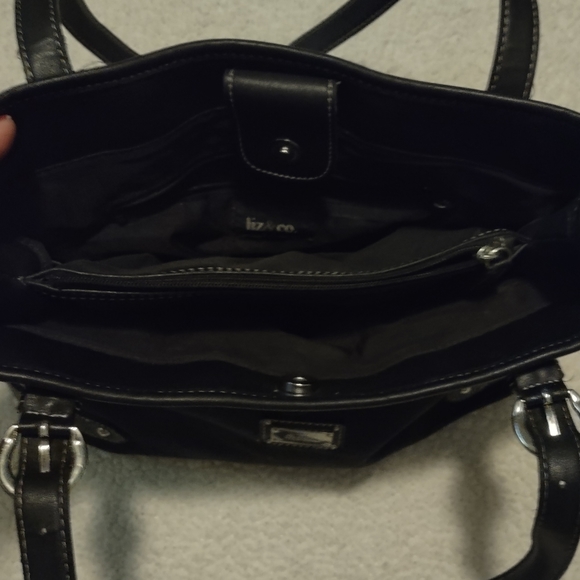 Liz & Co. Shoulder Bag - Picture 3 of 4